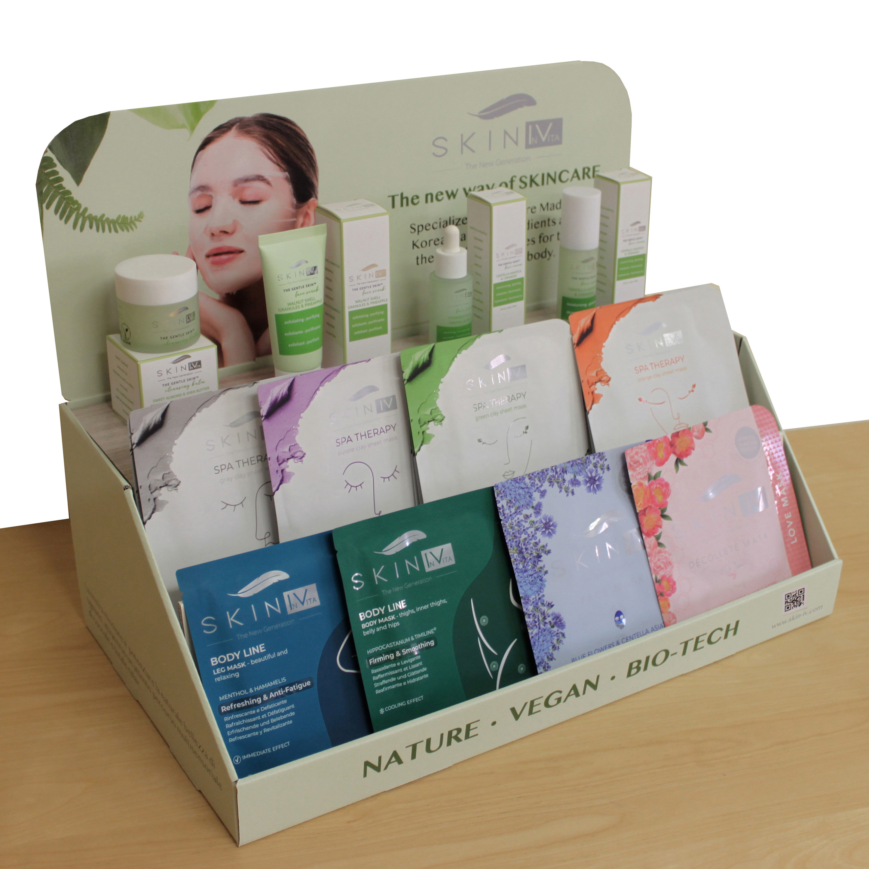 Espositore a ripiani realizzato in cartone microonda stampato e plastificato lucido.